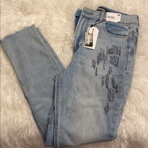 Super cute express jeans!